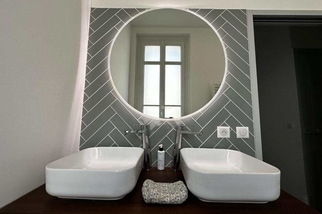 In The Beautiful Districts Of Tours A "Particular" With Great Comfort Villa Eksteriør bilde
