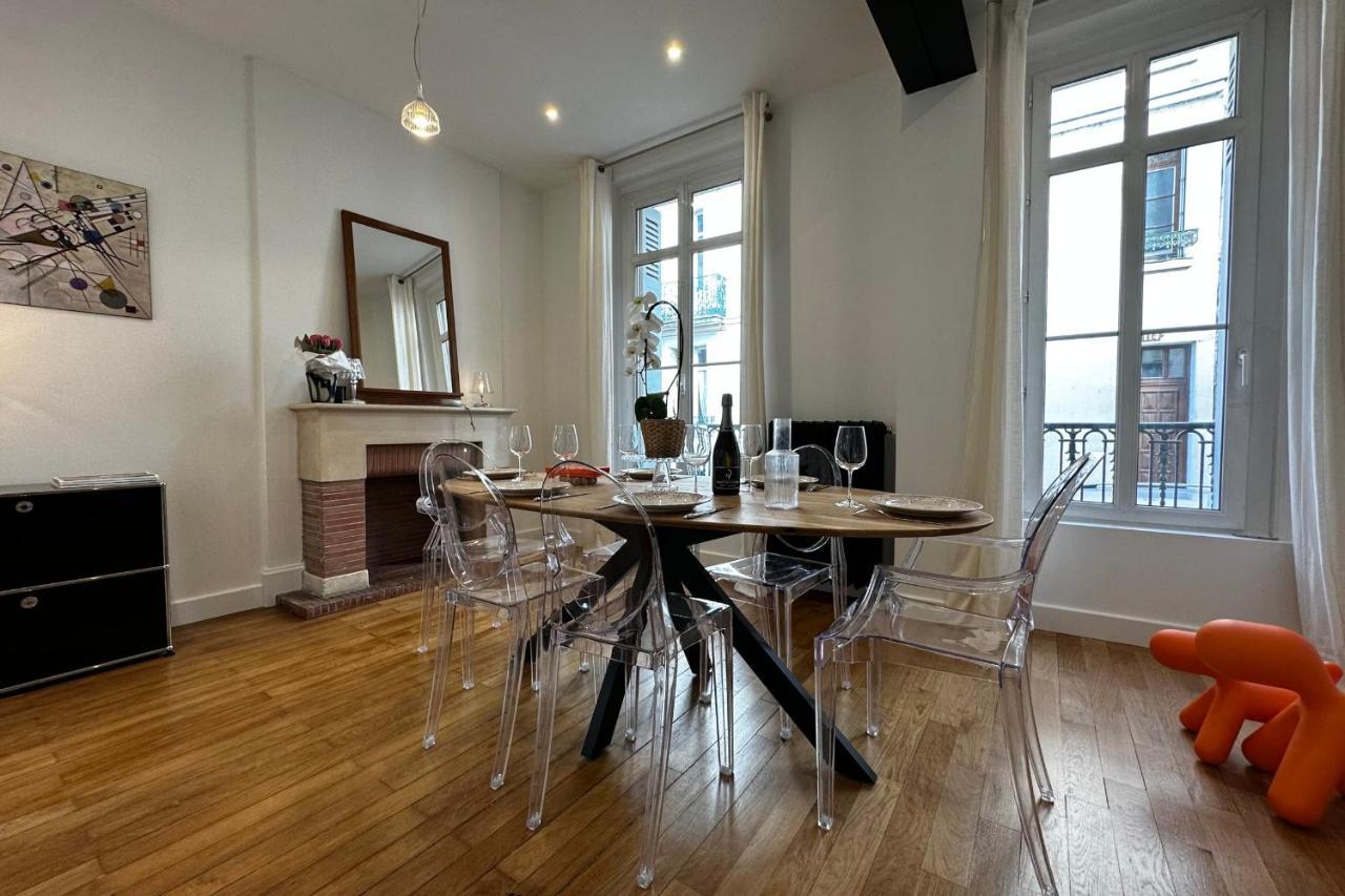 In The Beautiful Districts Of Tours A "Particular" With Great Comfort Villa Eksteriør bilde