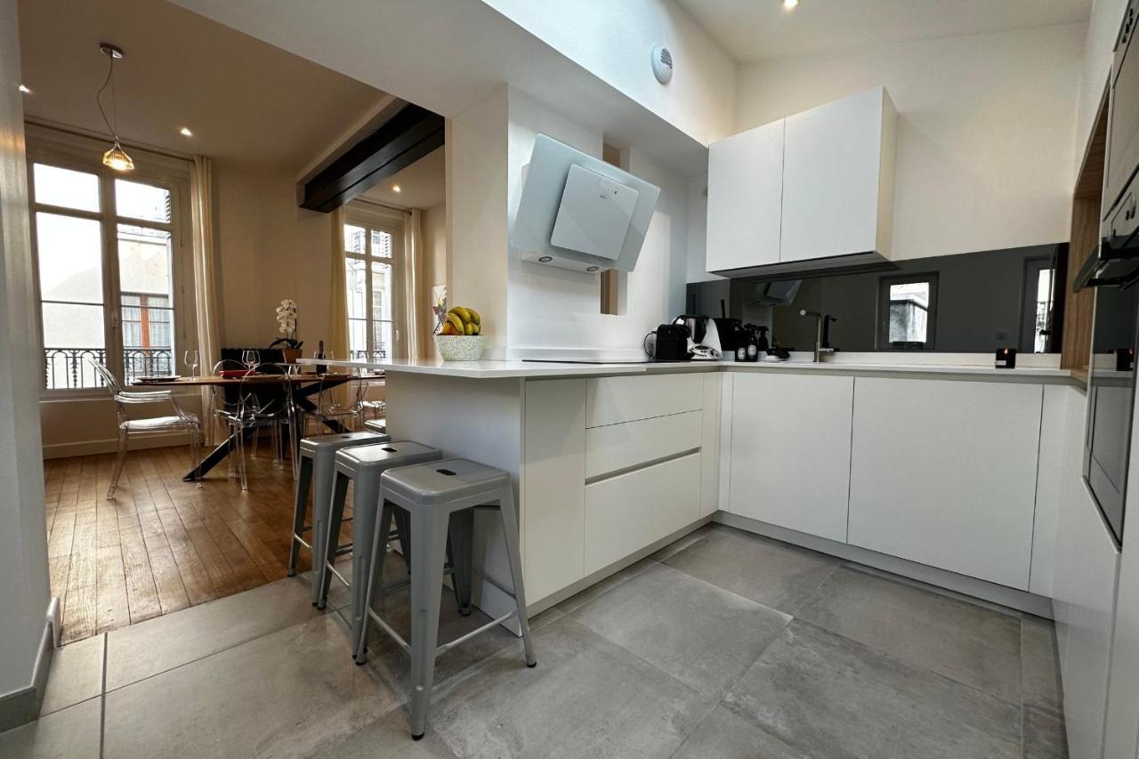In The Beautiful Districts Of Tours A "Particular" With Great Comfort Villa Eksteriør bilde
